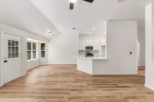 810 Honeysuckle Dr, Leander, TX 78641 - Photo 13