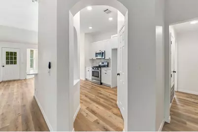 810 Honeysuckle Drive, Leander, TX 78641 - Photo 15