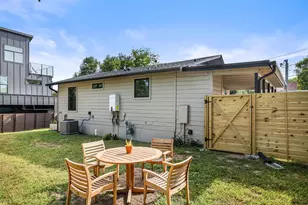 1803 Perez St, Austin, TX 78721 - Photo 31