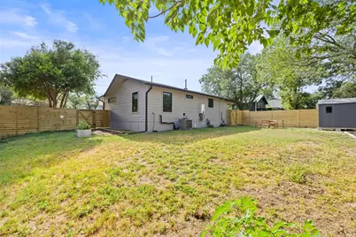 1803 Perez Street, Austin, TX 78721 - Photo 35