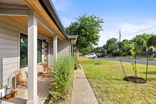 1803 Perez St, Austin, TX 78721 - Photo 3
