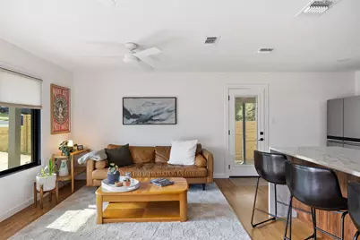 1803 Perez Street, Austin, TX 78721 - Photo 7