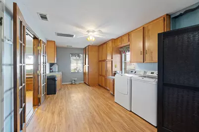 323 County Road 450, Thorndale, TX 76577 - Photo 31