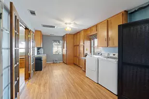 323 Co Rd 450, Thorndale, TX 76577 - Photo 31
