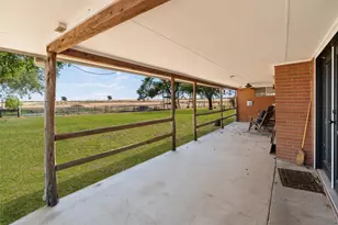 323 Co Rd 450, Thorndale, TX 76577 - Photo 5