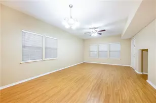 2809 E 22nd St, Austin, TX 78722 - Photo 5
