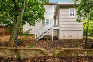 2809 E 22nd St, Austin, TX 78722 - Photo 21