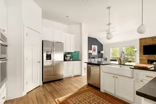 2 Crooked Arrow Ct, Wimberley, TX 78676 - Photo 9