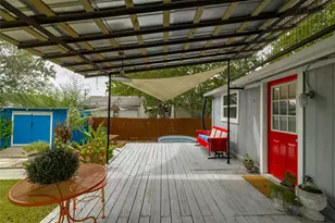 911 W 3rd St, Taylor, TX 76574 - Photo 19