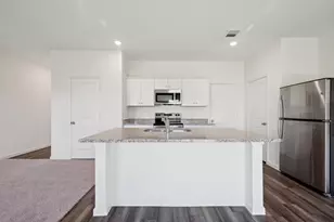 14609 Sage Bloom Ln, Elgin, TX 78621 - Photo 9