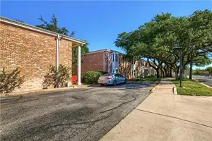 1240 Barton Hills Dr, Austin, TX 78704 - Photo 29
