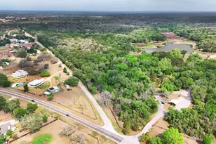 127 KLBJ Rd, Smithville, TX 78957 - Photo 35