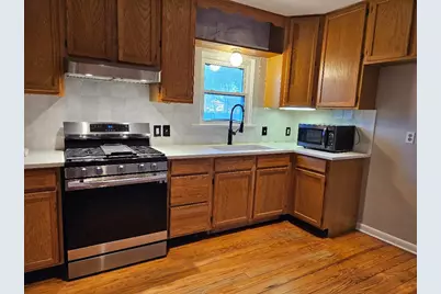 110 Lexington Road, Elgin, TX 78621 - Photo 3