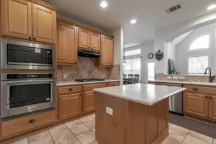10304 Medinah Greens Dr, Austin, TX 78717 - Photo 15