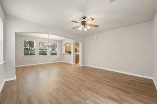 19104 Leigh Ln, Pflugerville, TX 78660 - Photo 3