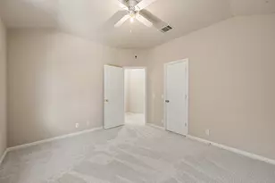 19104 Leigh Ln, Pflugerville, TX 78660 - Photo 17