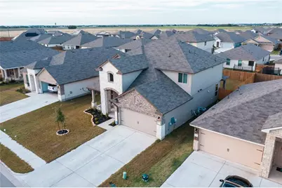 211 Reagor Drive, Taylor, TX 76574 - Photo 3