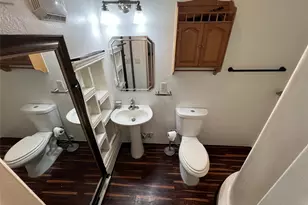 2500 Burleson Rd, Austin, TX 78741 - Photo 15