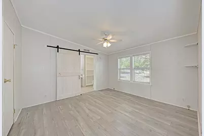 107 Long Shadow Drive, Bastrop, TX 78602 - Photo 17