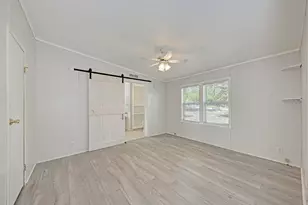 107 Long Shadow Dr, Bastrop, TX 78602 - Photo 17