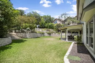 1702 Crested Butte Dr, Austin, TX 78746 - Photo 21