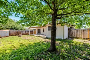 913 Jasmine Trail, Georgetown, TX 78626 - Photo 21