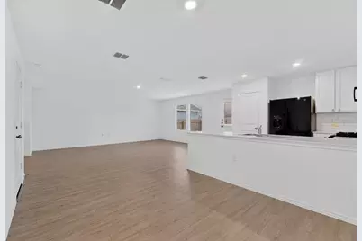 2021 Willkomen Way, Pflugerville, TX 78660 - Photo 9