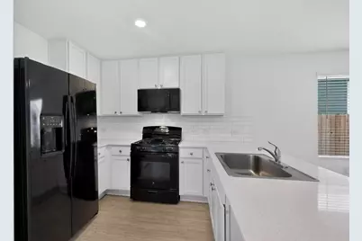 2021 Willkomen Way, Pflugerville, TX 78660 - Photo 11