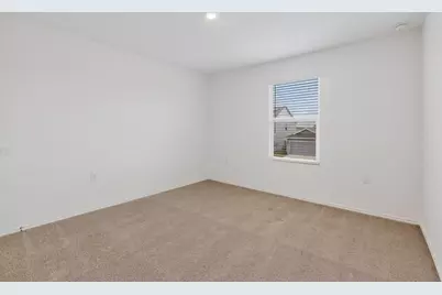 2021 Willkomen Way, Pflugerville, TX 78660 - Photo 31