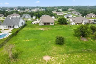 192 Raptor Beak Wy, Cedar Creek, TX 78612 - Photo 37