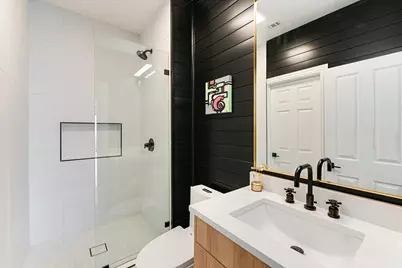 32 Wingreen Loop, The Hills, TX 78738 - Photo 25