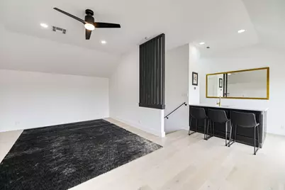 32 Wingreen Loop, The Hills, TX 78738 - Photo 13