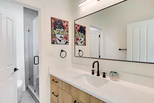 32 Wingreen Loop, The Hills, TX 78738 - Photo 23