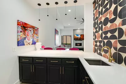 32 Wingreen Loop, The Hills, TX 78738 - Photo 11