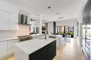 32 Wingreen Loop, The Hills, TX 78738 - Photo 9