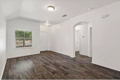 612 Amber Lane, Jarrell, TX 76537 - Photo 5