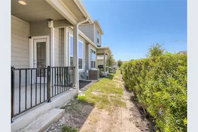 1802 Roseburg Drive, Austin, TX 78754 - Photo 25