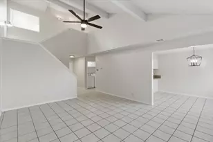 115 Crest Dr, San Marcos, TX 78666 - Photo 3