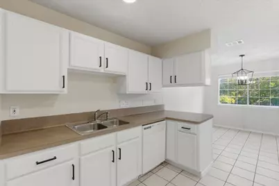 115 Crest Drive, San Marcos, TX 78666 - Photo 5