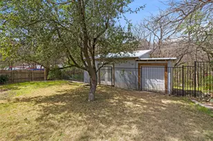 1006 Meriden Ln, Austin, TX 78703 - Photo 31