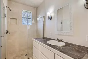 267 S Commons Ford Rd, Austin, TX 78733 - Photo 17