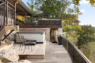 927 Challenger, Lakeway, TX 78734 - Photo 31