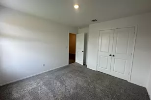 100 River Rise Rd, Kyle, TX 78640 - Photo 9
