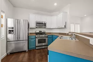 2821 Saville Loop, Austin, TX 78741 - Photo 9