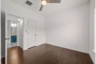 2821 Saville Loop, Austin, TX 78741 - Photo 15