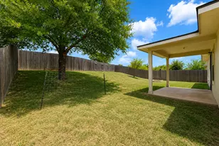 906 W South St, Leander, TX 78641 - Photo 17