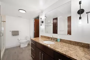 800 Brazos St, Austin, TX 78701 - Photo 21