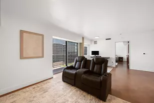 800 Brazos St, Austin, TX 78701 - Photo 17