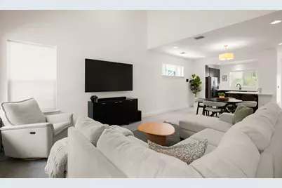 5616 S 1st Street #18, Austin, TX 78745 - Photo 3