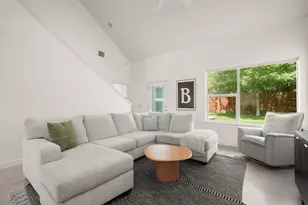 5616 S 1st St, Austin, TX 78745 - Photo 3